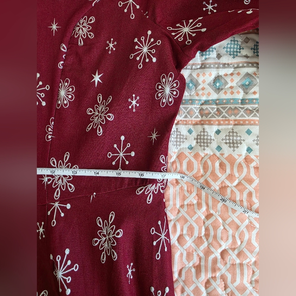 Unique Vintage Red with Silver Snowflakes Fit & Flare Winter Dress NWOT - Picture 15 of 16